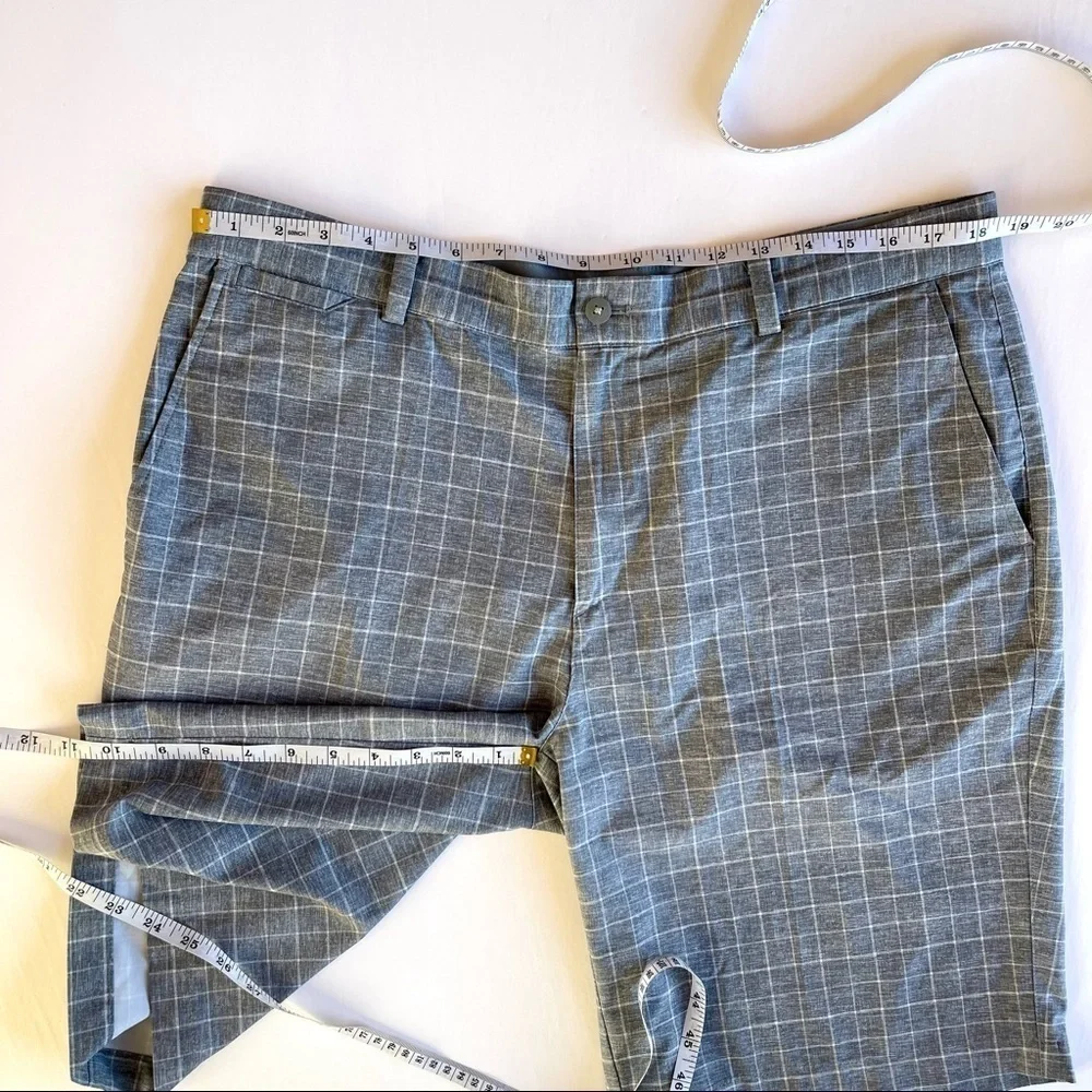 Nike Golf Dri Fit Plaid Gray Shorts 36